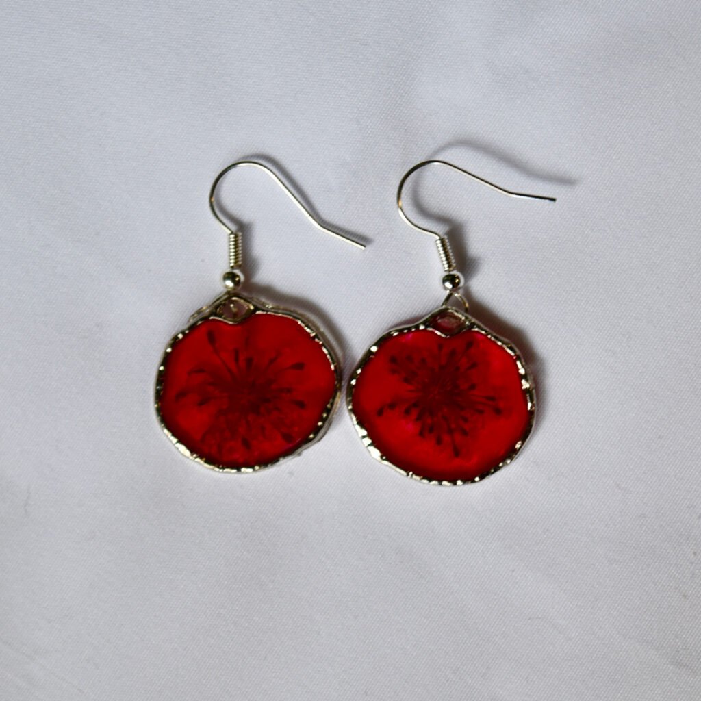 Red resin flower earrings
